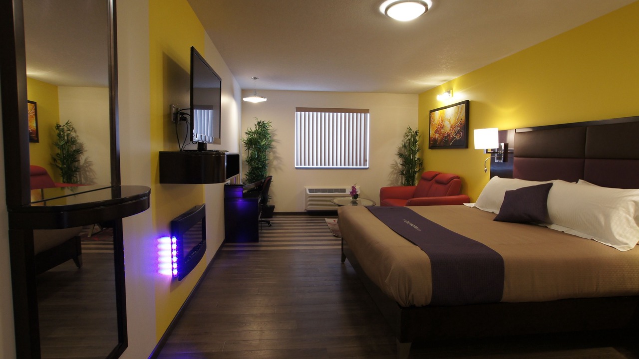 Photo of Livingroom in Central Huron