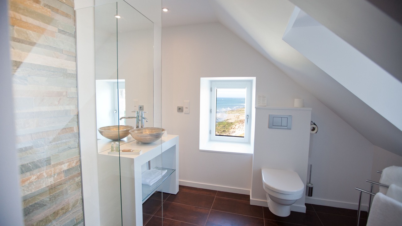 Photo of Bathroom in Urville-Nacqueville