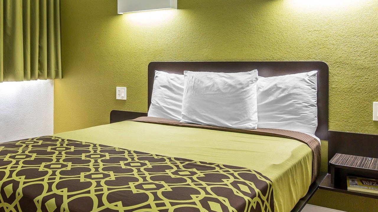 Photo of Bedroom in Hanford
