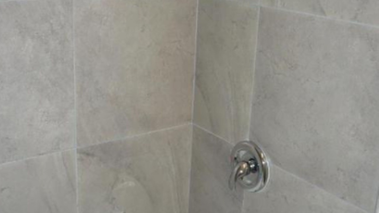 Photo of Bathroom in Hanford