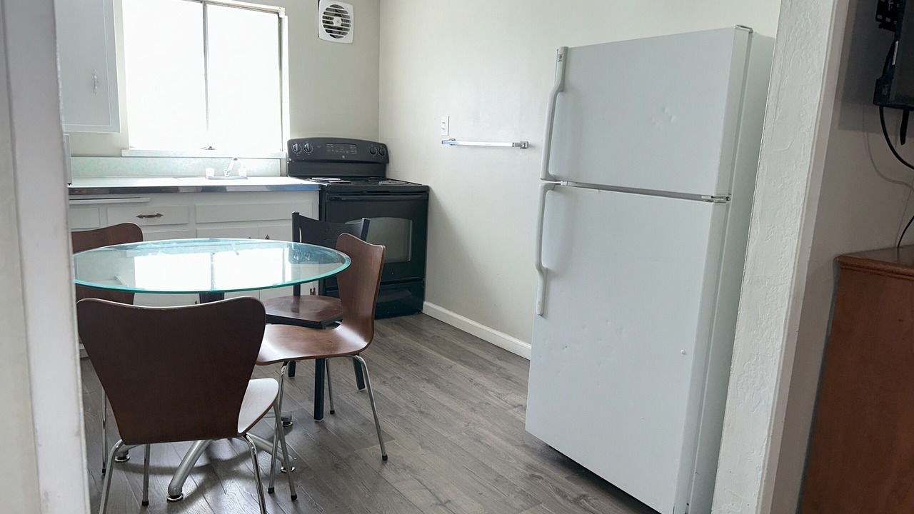 Photo of Bedroom in Lakeside Park