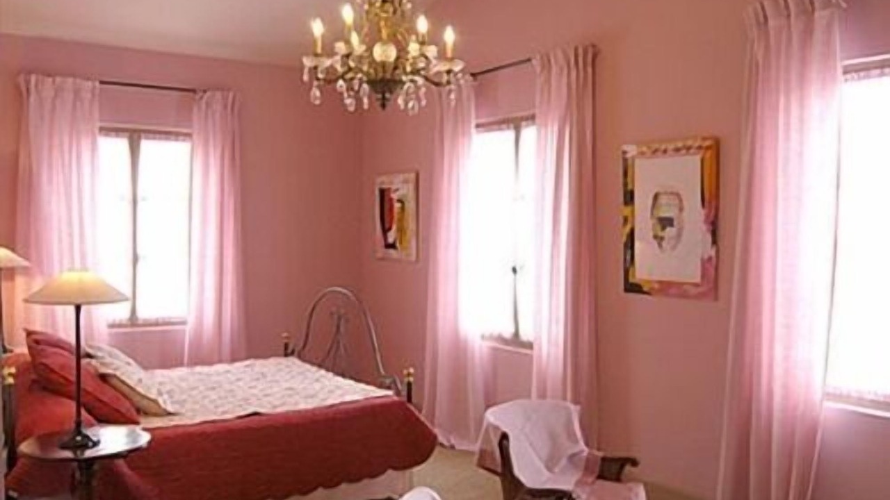 Photo of Bathroom in Saint-Gilles