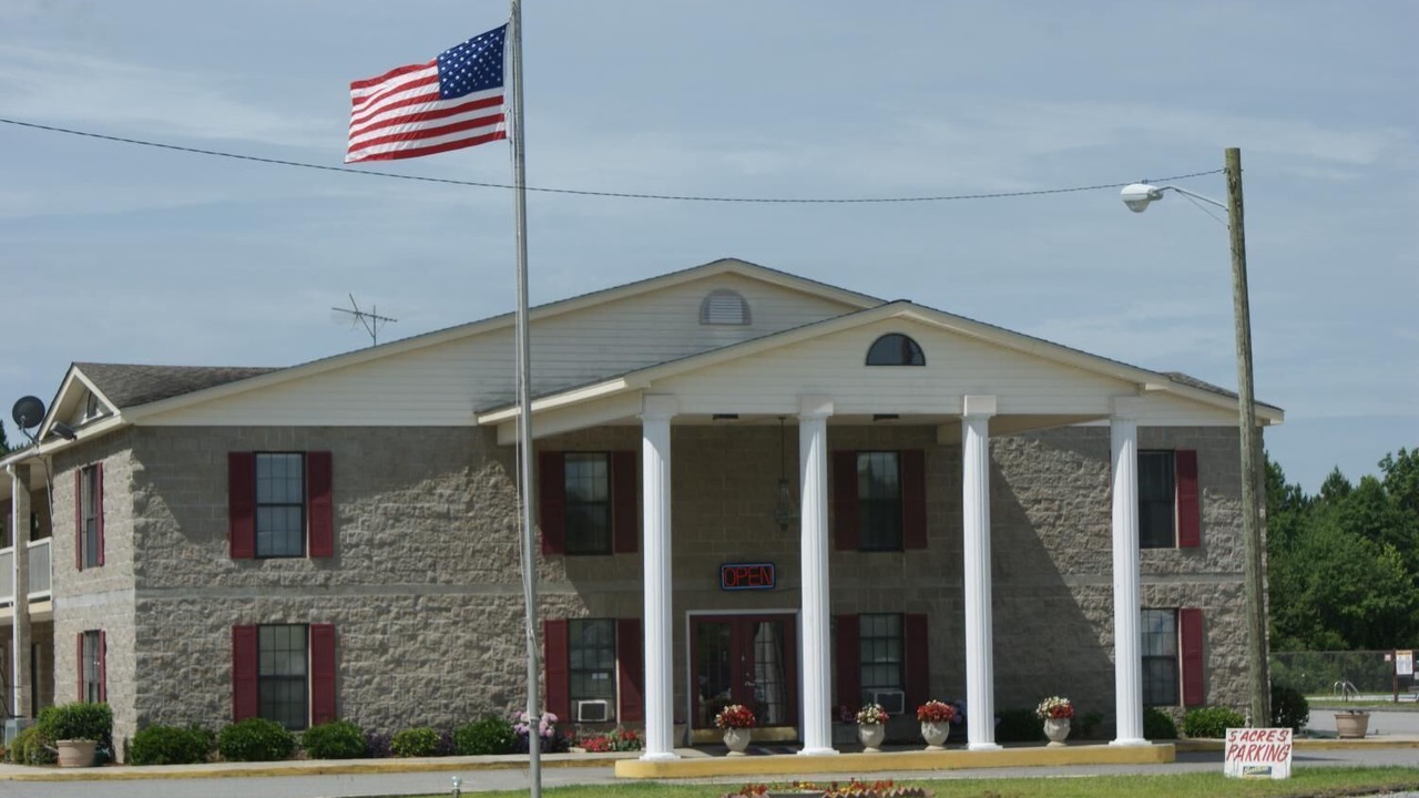 Photo of Buildings in Register