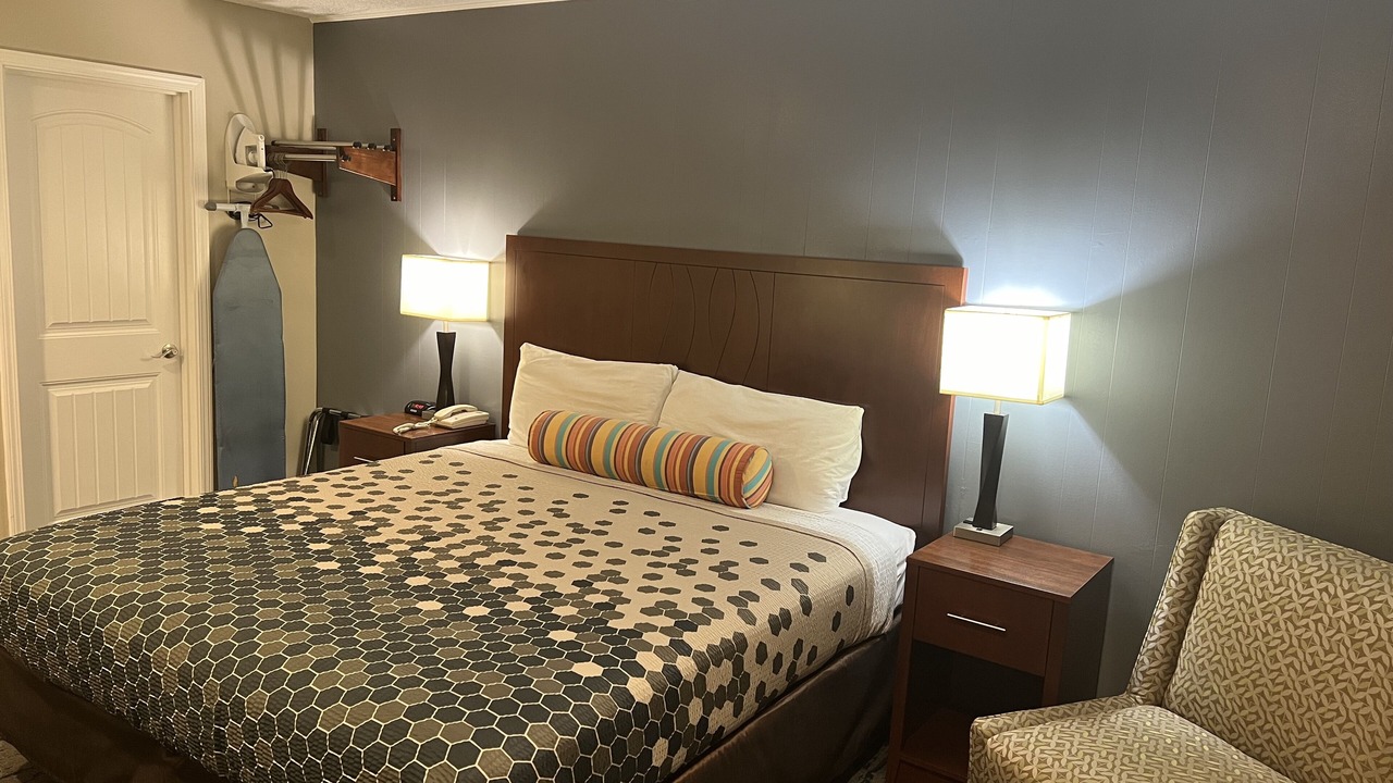 Photo of Others in Downtown Eugene