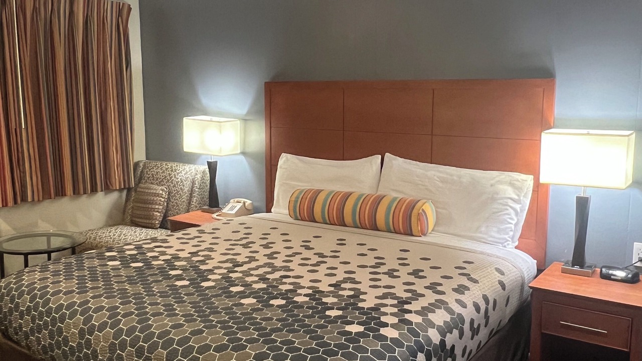 Photo of Others in Downtown Eugene