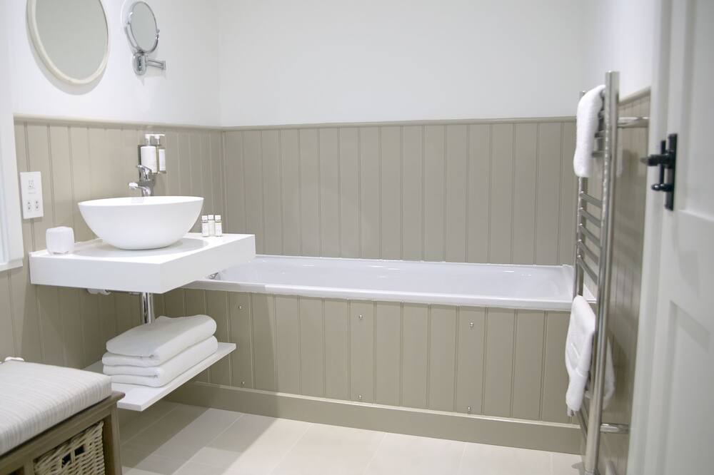 Photo of Bathroom in Bartlow