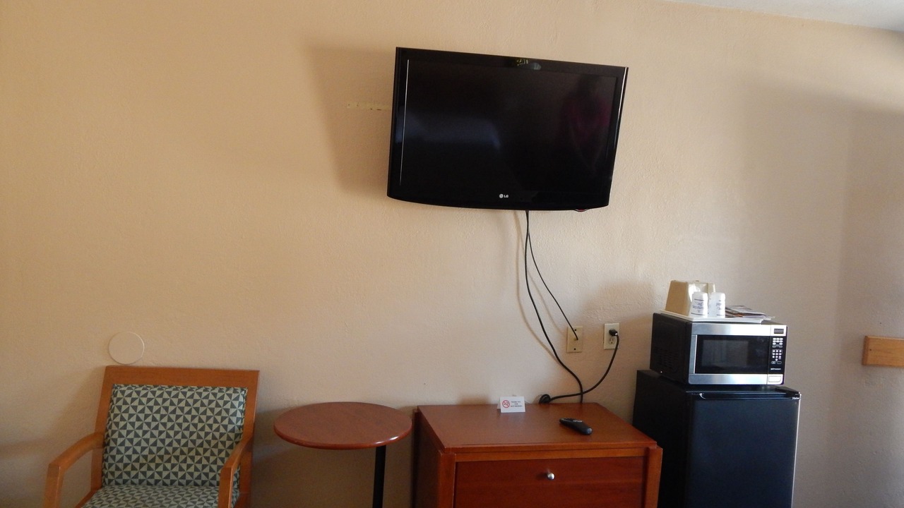 Photo of Bedroom in Longfellow