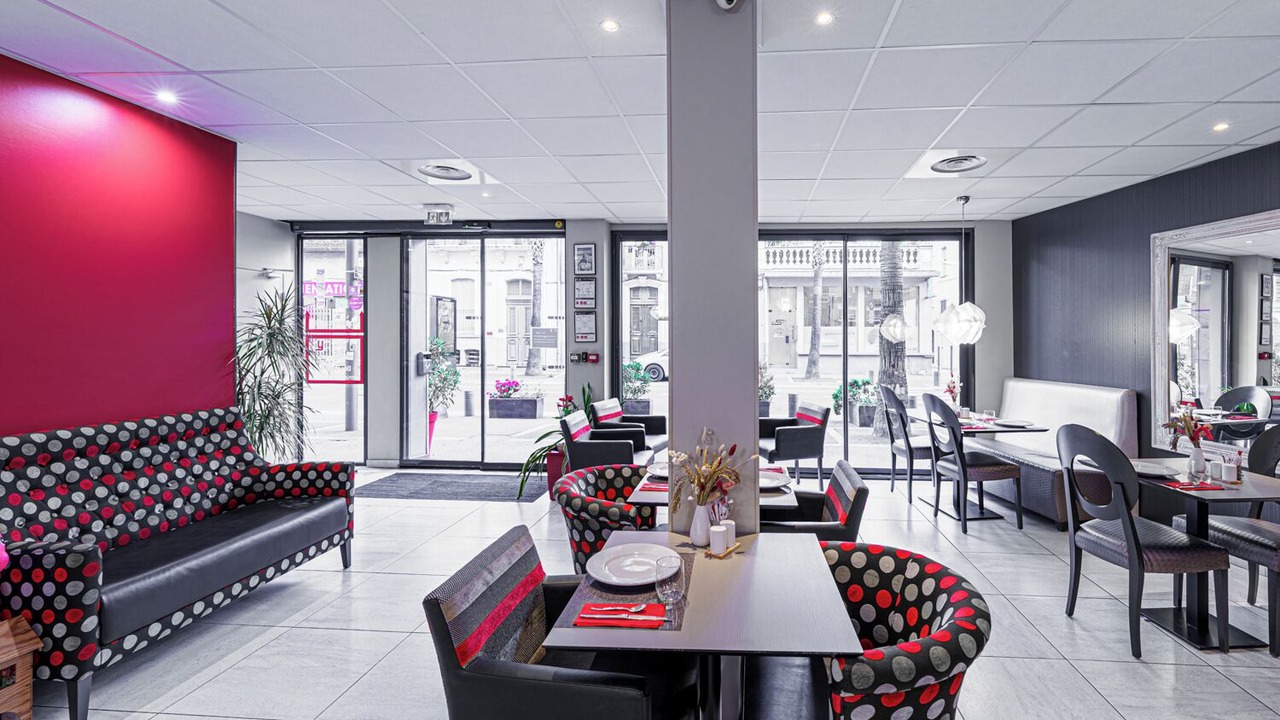 Photo of Others in La Gare