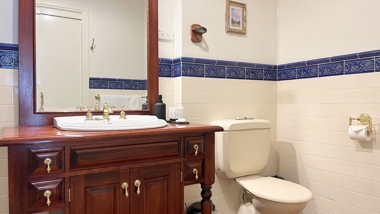 Photo of Bathroom in Croydon North
