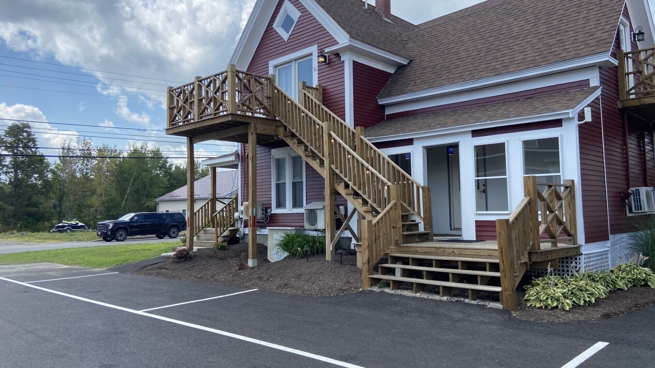 Photo of Others in Lincoln