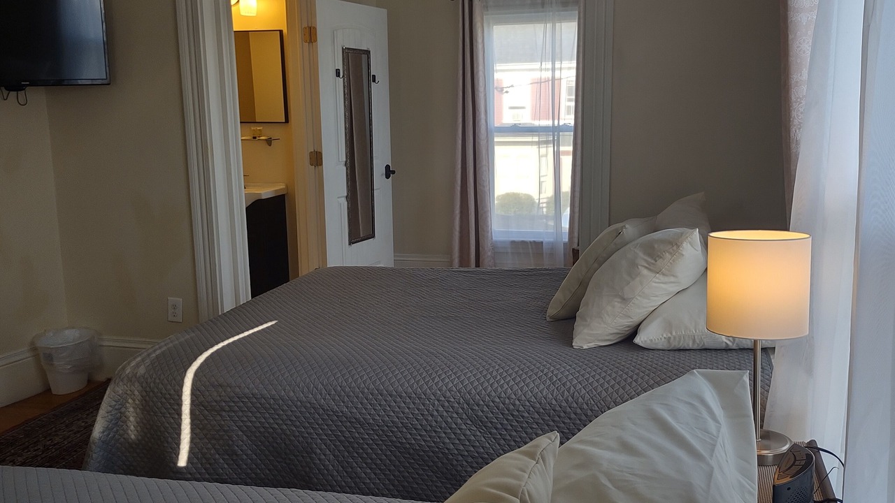 Photo of Others in Lincoln