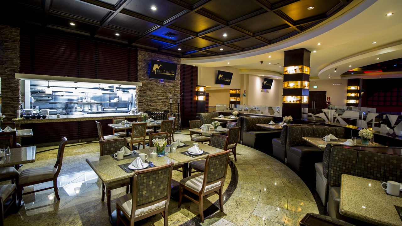 Photo of Others in Avenida Revolucion