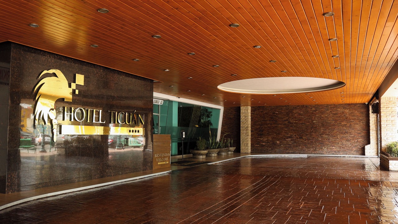 Photo of Others in Avenida Revolucion