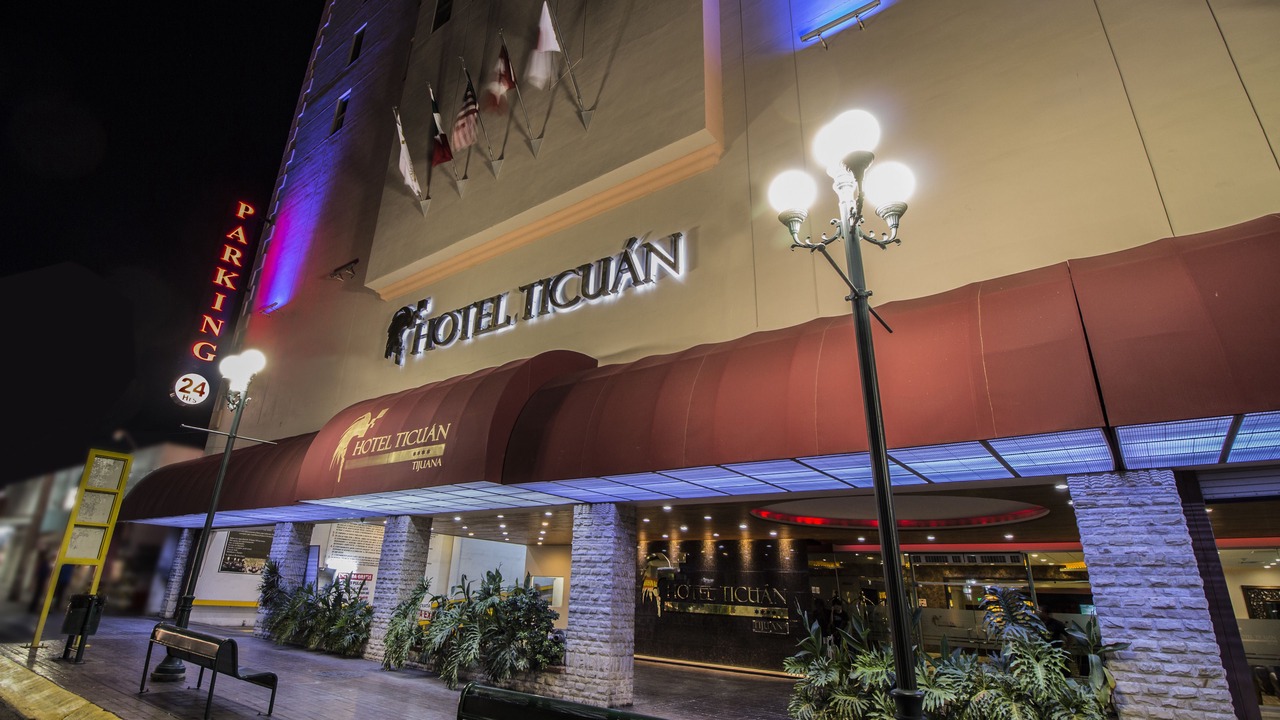 Photo of Outdoor in Avenida Revolucion