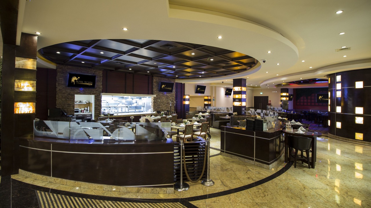 Photo of Others in Avenida Revolucion