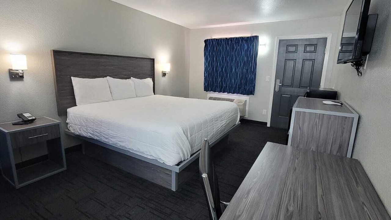 Photo of Bedroom in Henryetta