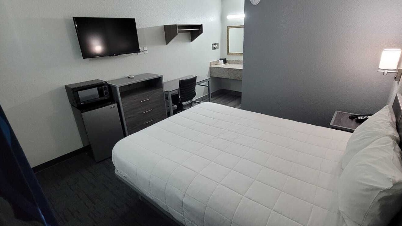 Photo of Bedroom in Henryetta