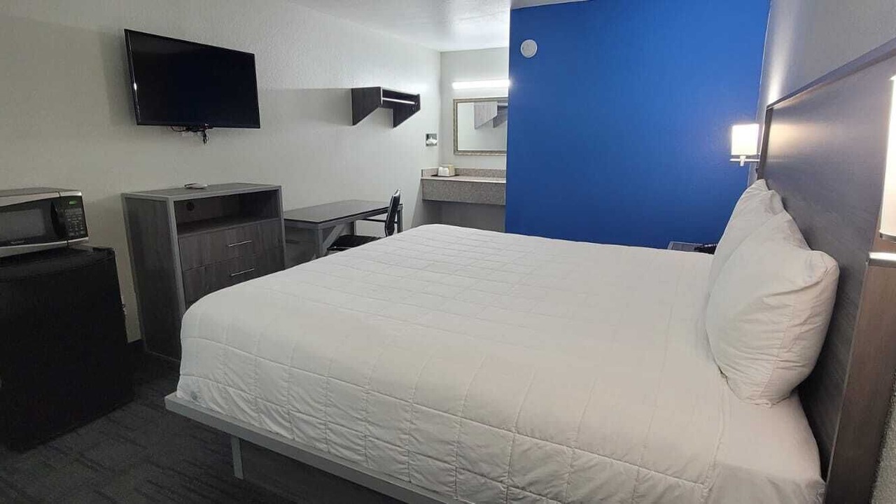 Photo of Bedroom in Henryetta