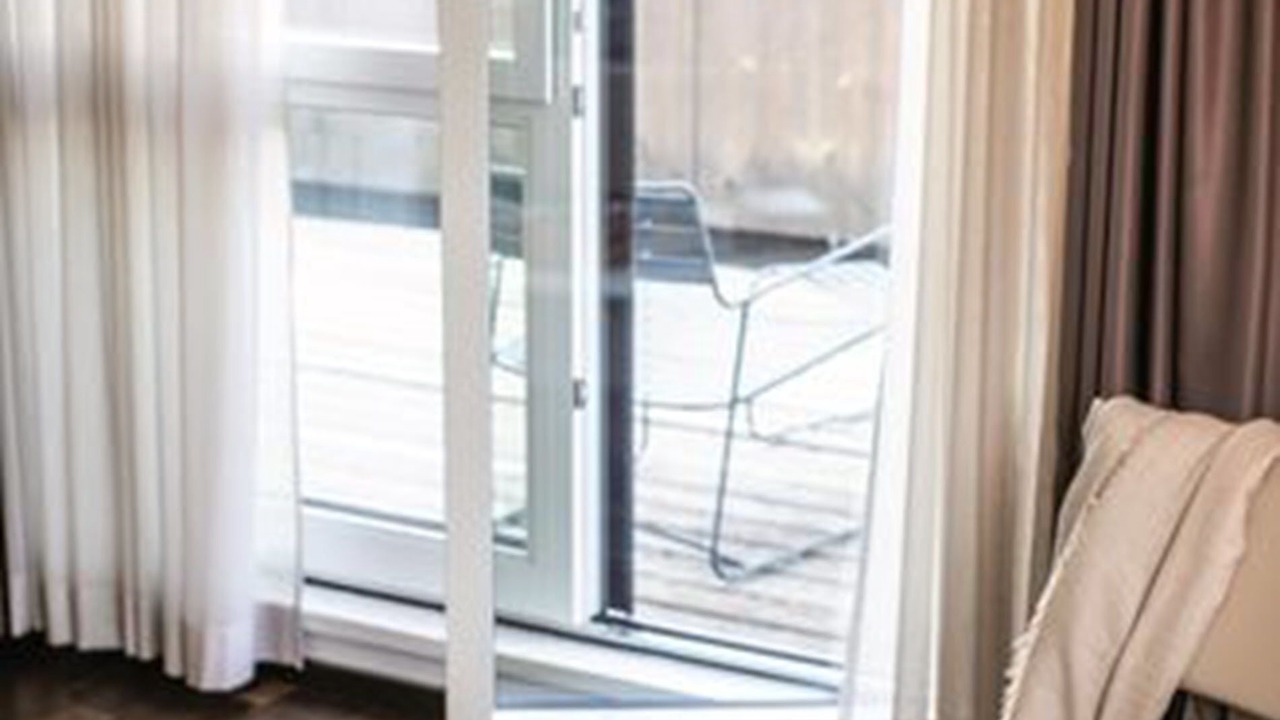 Photo of Bedroom in District 9