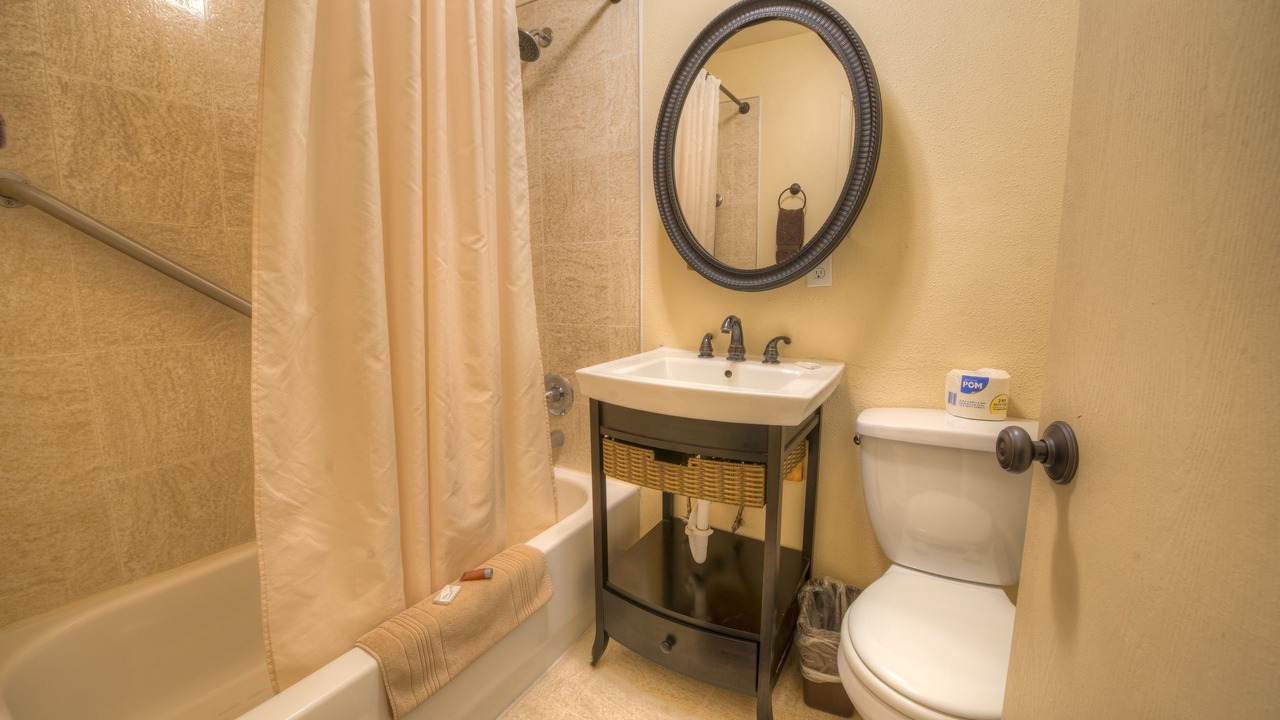 Photo of Bathroom in Soldotna