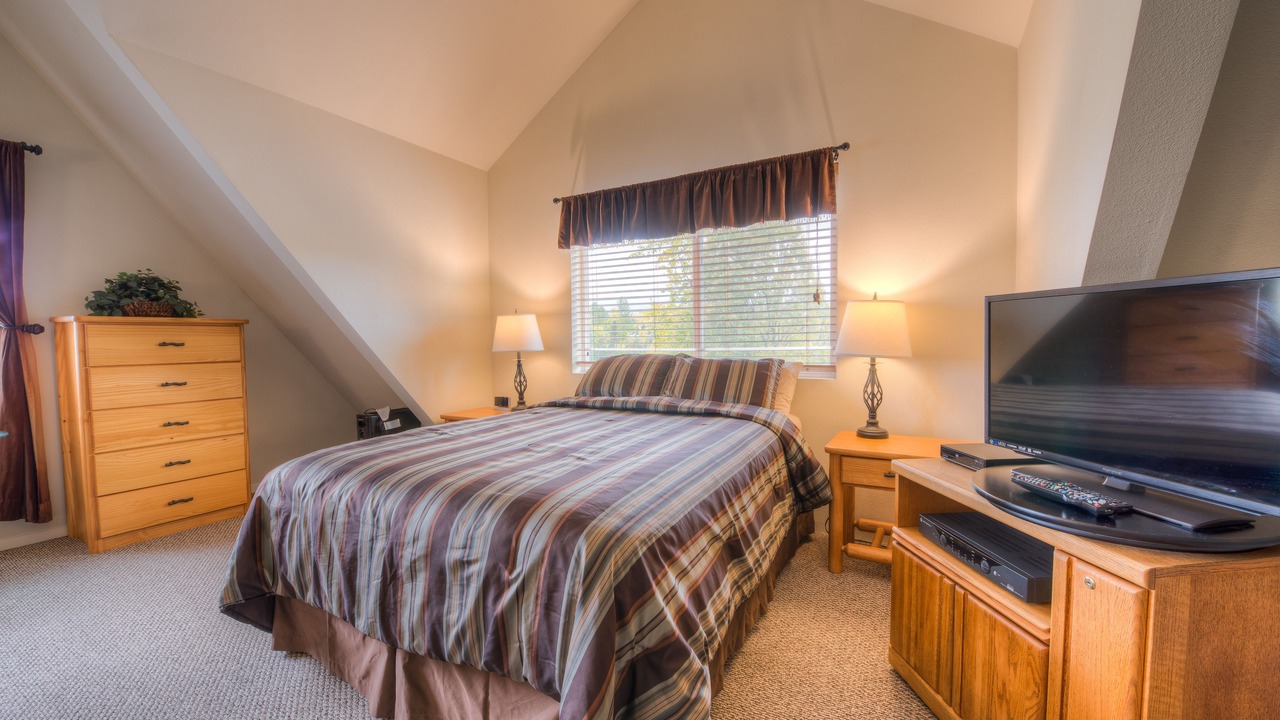 Photo of Bedroom in Soldotna