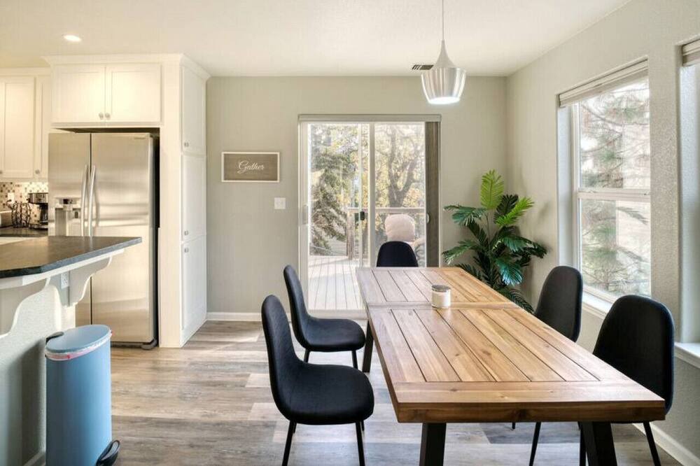 Photo of Others in Colfax