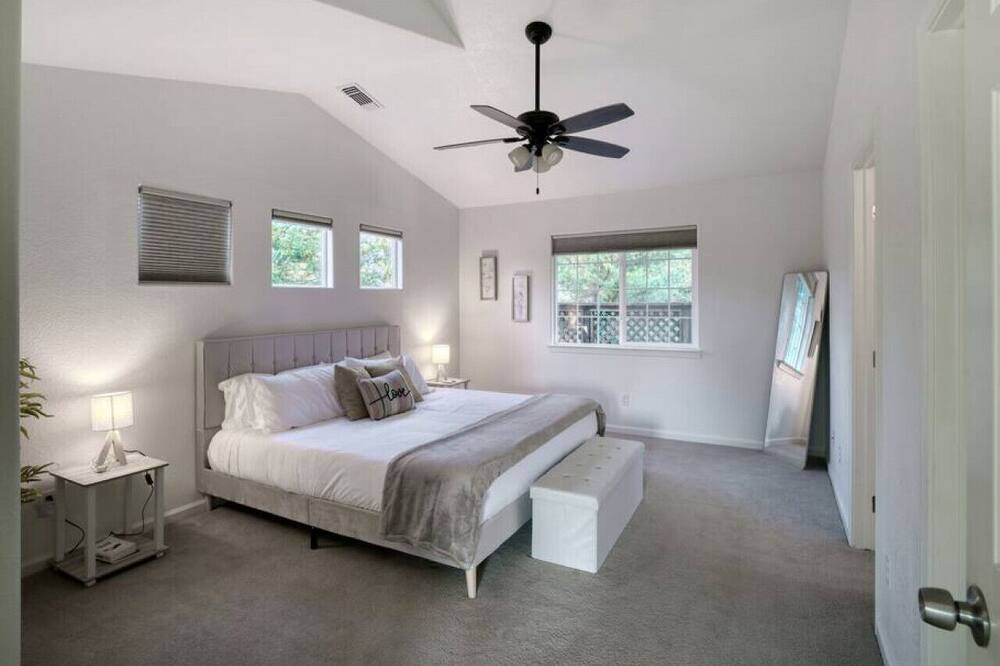 Photo of Others in Colfax