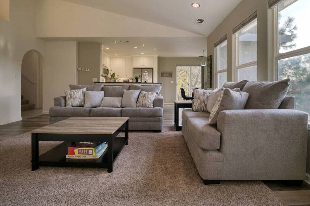 Photo of Others in Colfax