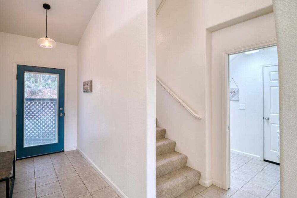 Photo of Others in Colfax