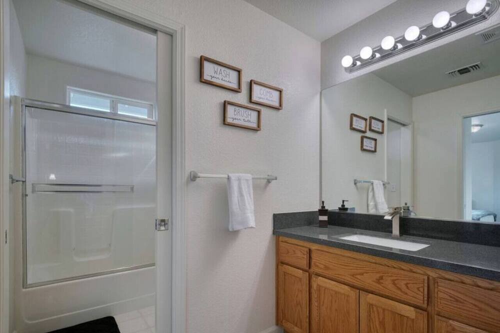 Photo of Others in Colfax