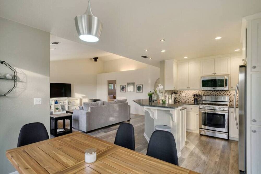 Photo of Others in Colfax