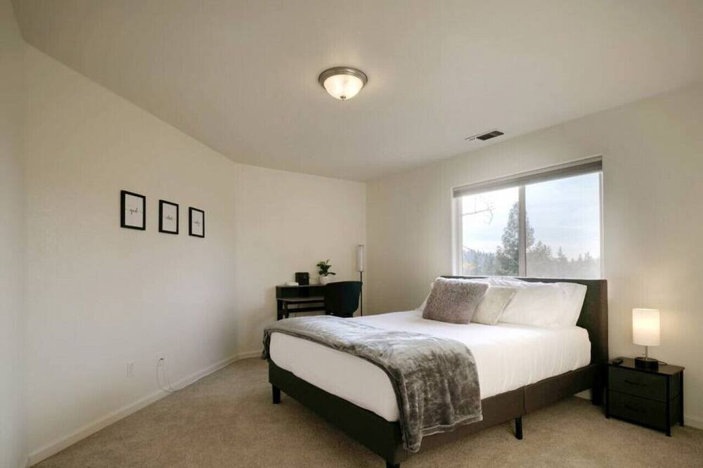 Photo of Others in Colfax