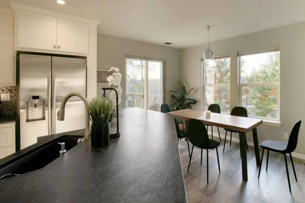 Photo of Others in Colfax