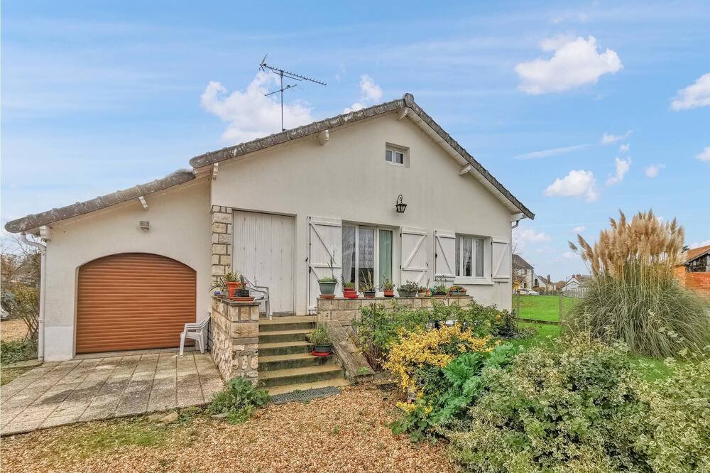 Photo of Outdoor in Dampierre-en-Burly