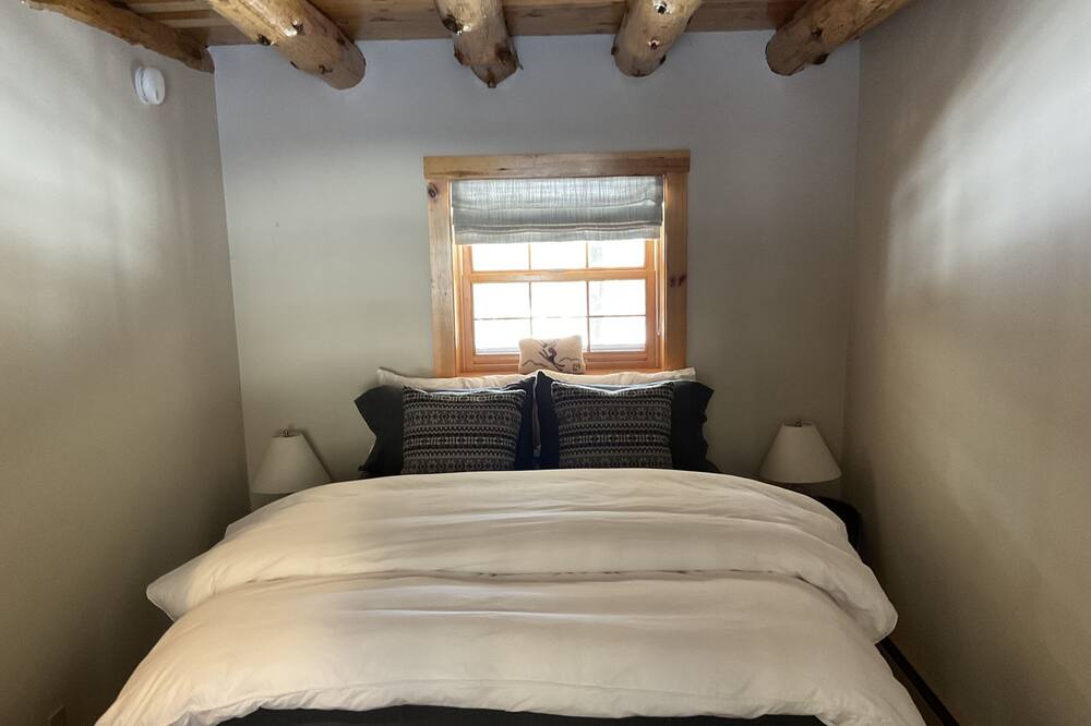 Photo of Bedroom in Mount Holly