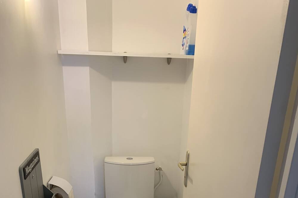 Photo of Bathroom in Lanzac