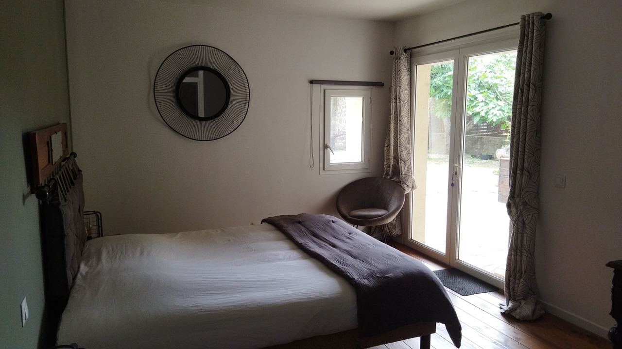 Photo of Bedroom in Le Somail