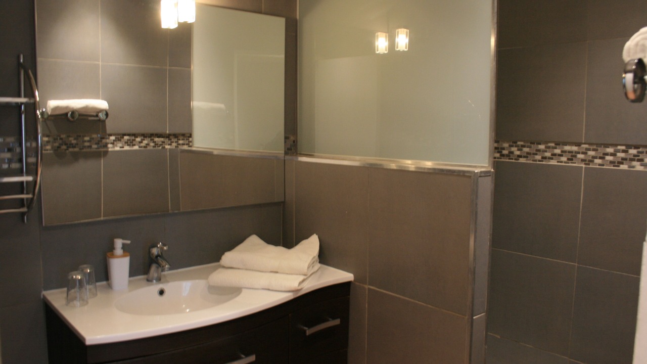 Photo of Bathroom in Le Somail