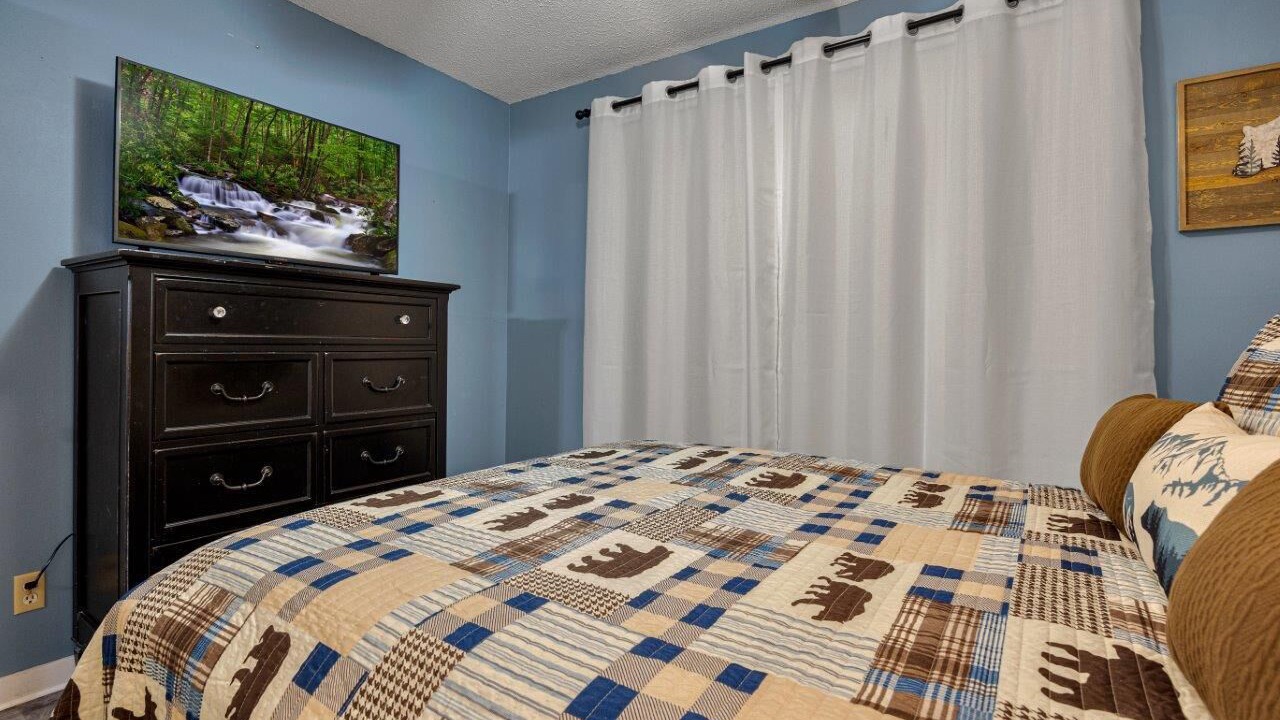 Photo of Bedroom in Sevierville