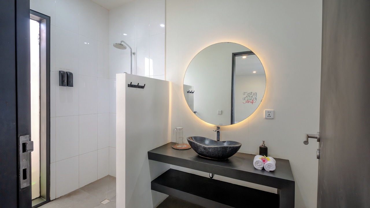 Photo of Bathroom in Selong Belanak