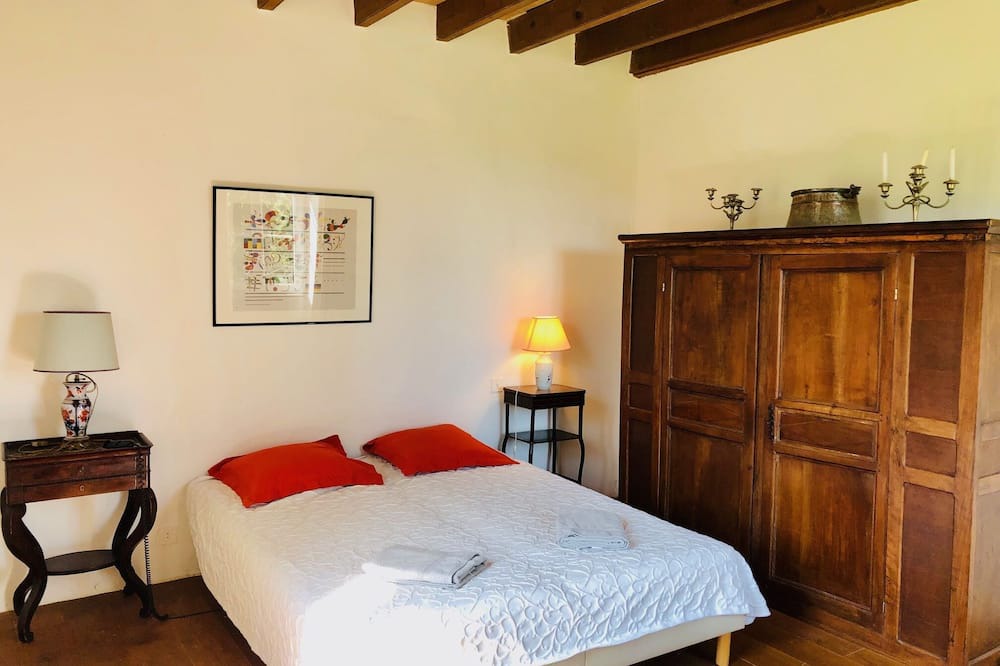 Photo of Others in Beaugas