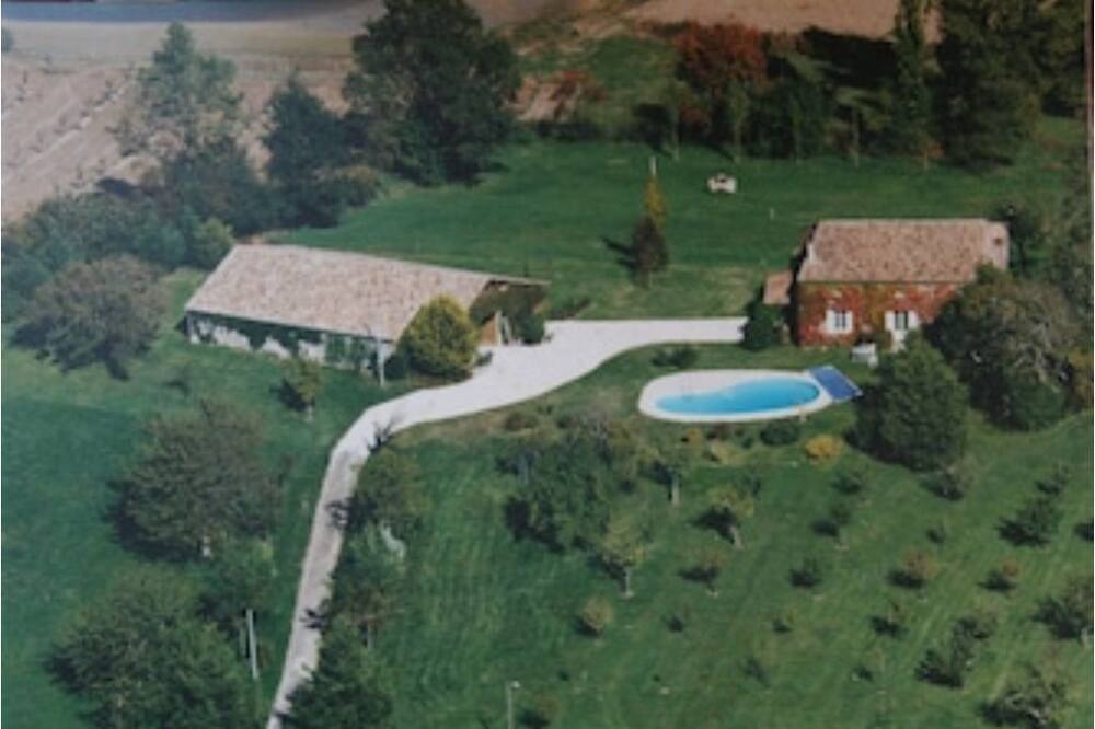 Photo of Outdoor in Beaugas