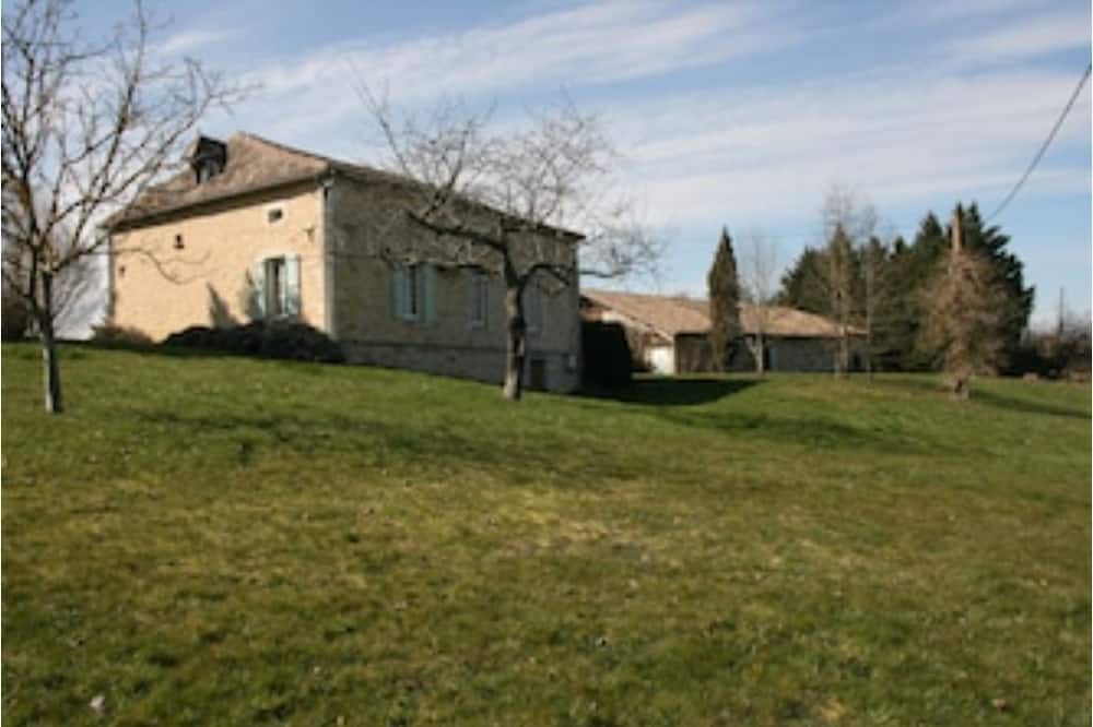 Photo of Outdoor in Beaugas