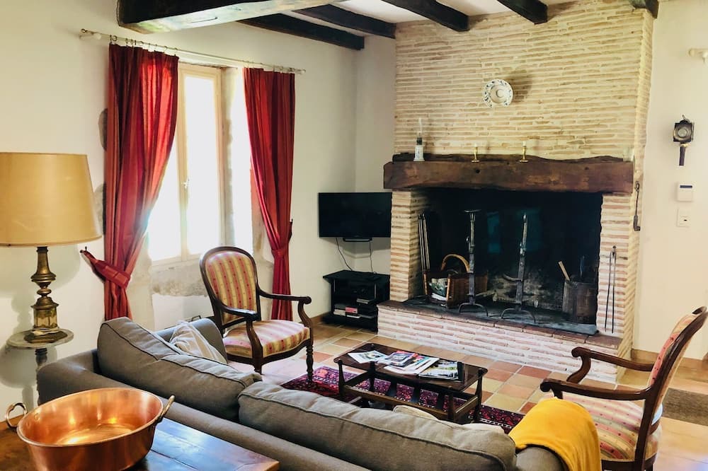 Photo of Others in Beaugas