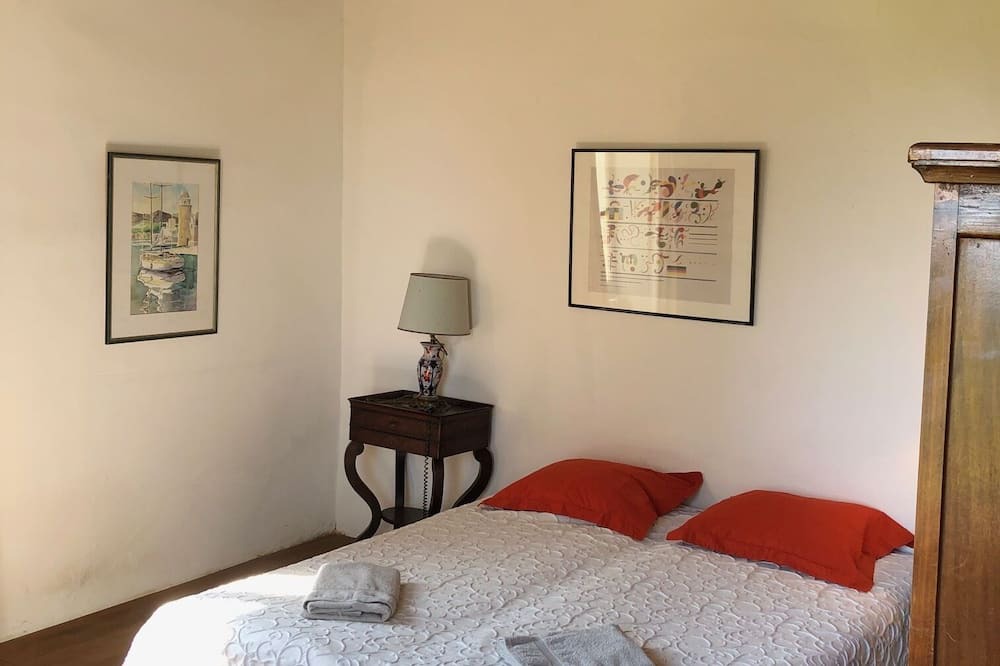 Photo of Others in Beaugas