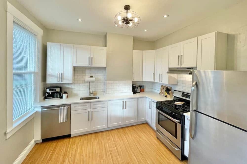 Photo of Bedroom in South Hills