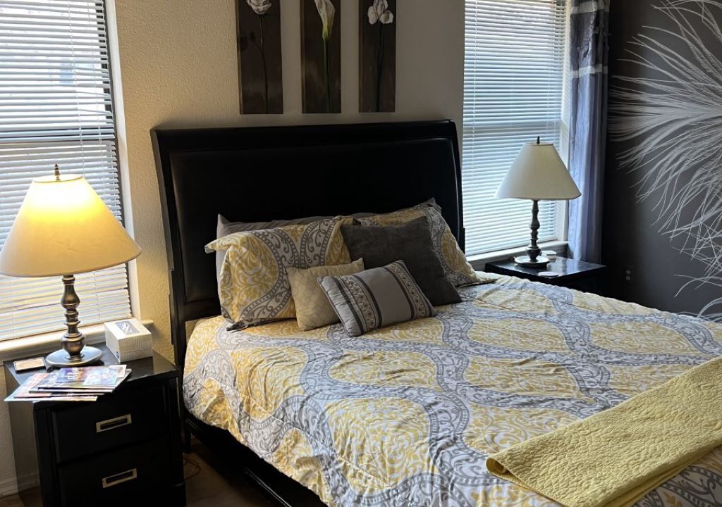 Photo of Bedroom in Alamogordo