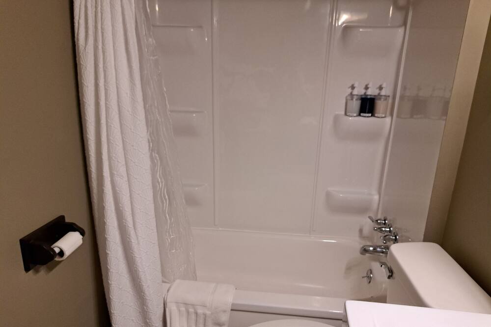 Photo of Bathroom in Springview