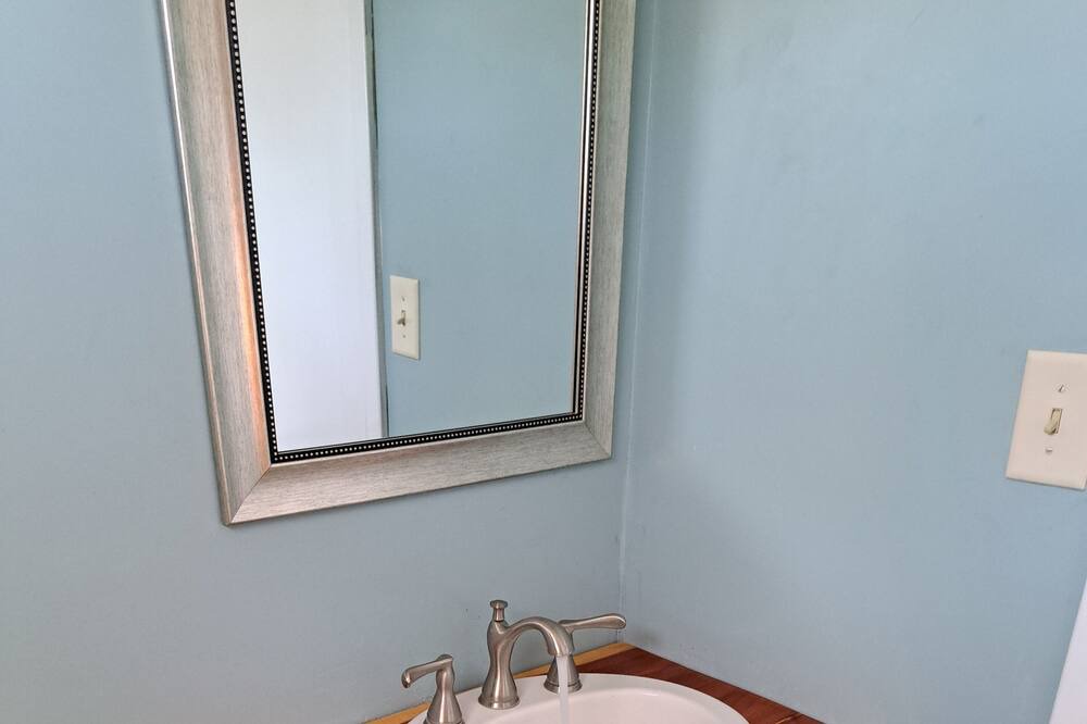 Photo of Bathroom in Springview