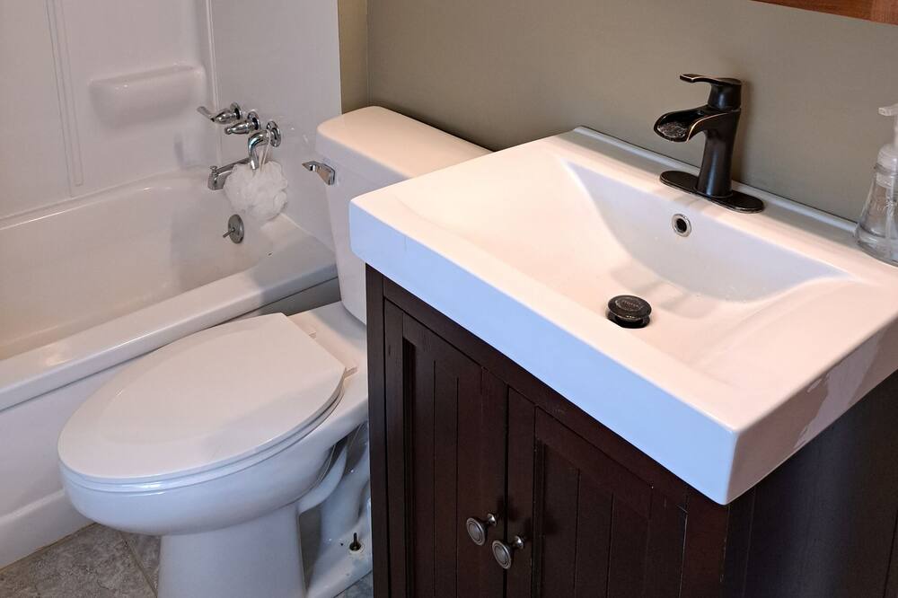 Photo of Bathroom in Springview
